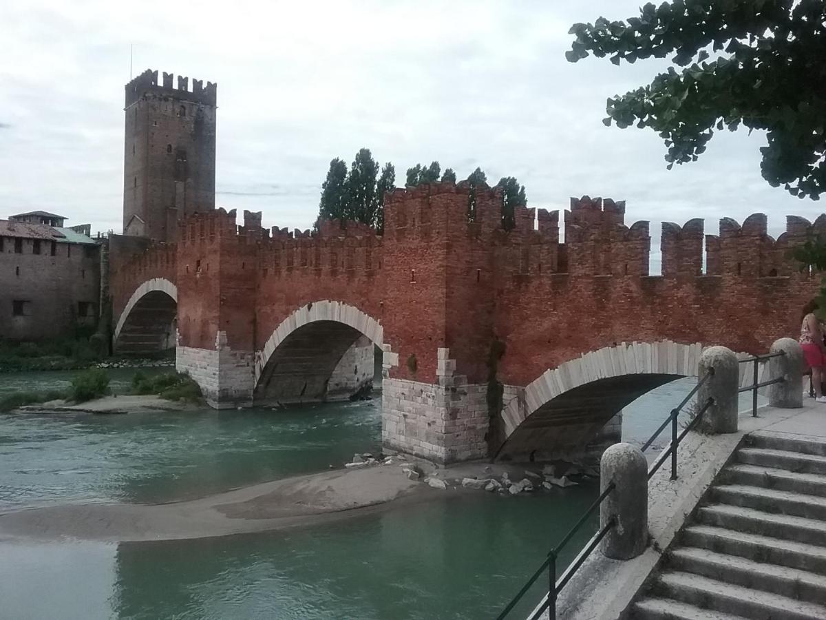 Appartamento Filippo Castelnuovo del Garda Eksteriør bilde